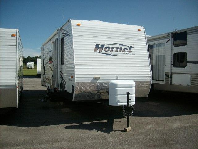 Used 2008 Keystone Hornet 27BH Travel Trailer For Sale